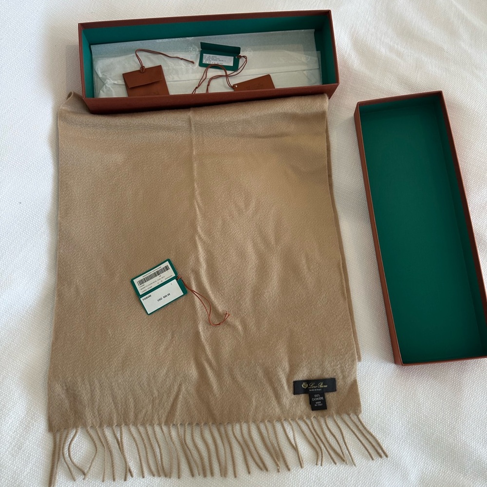 Loro Piana Tan Scarf 100% cashmere NWT